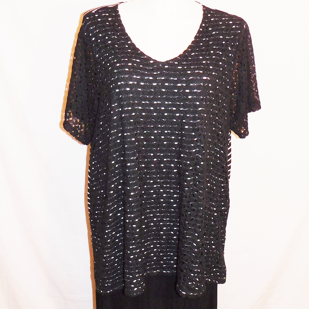 2X Catherines Black White Lace Stripe Knit Top EUC